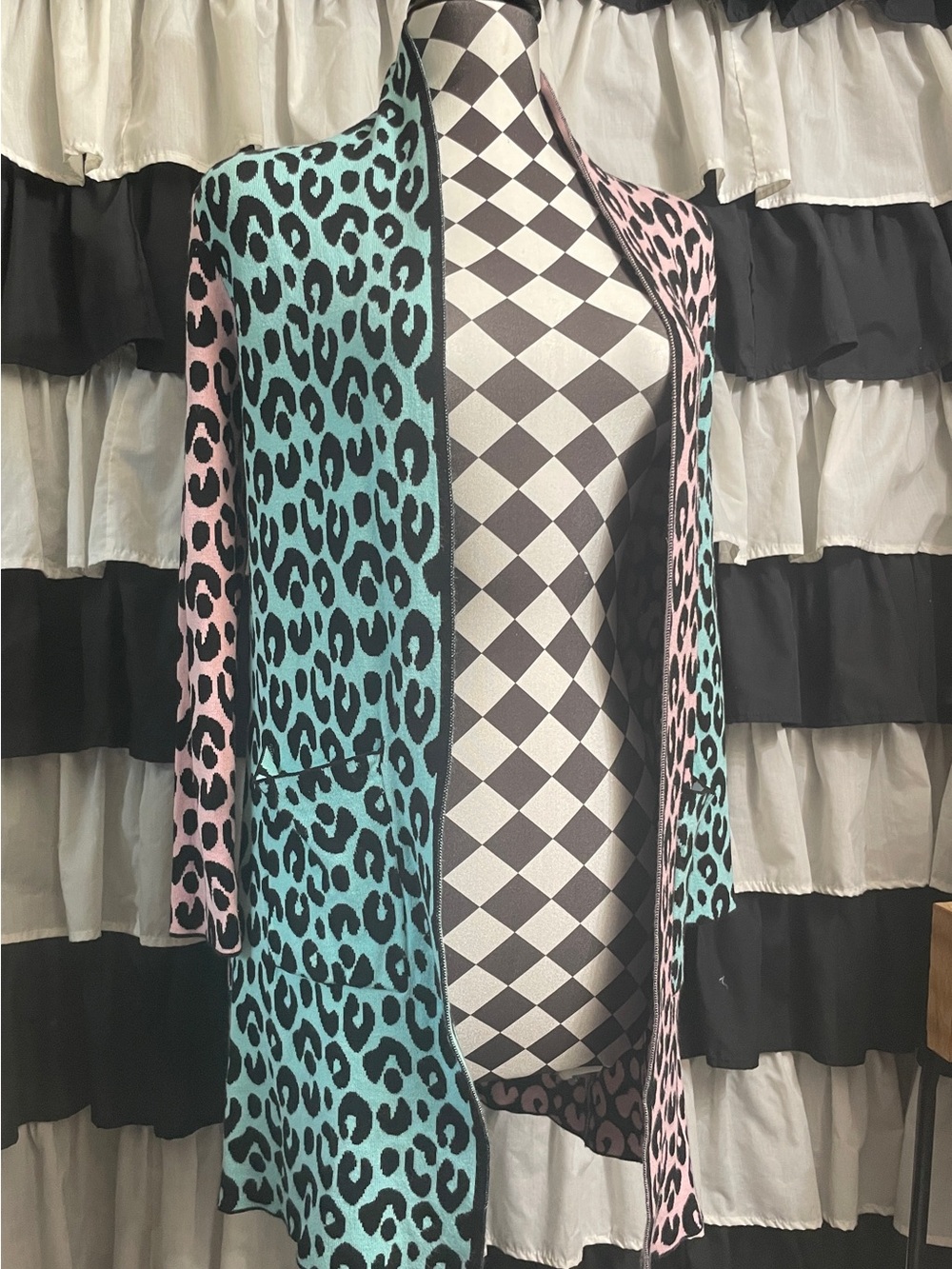 Reversible Leopard-Print Open Cardigan Blazer in Mint & Pink